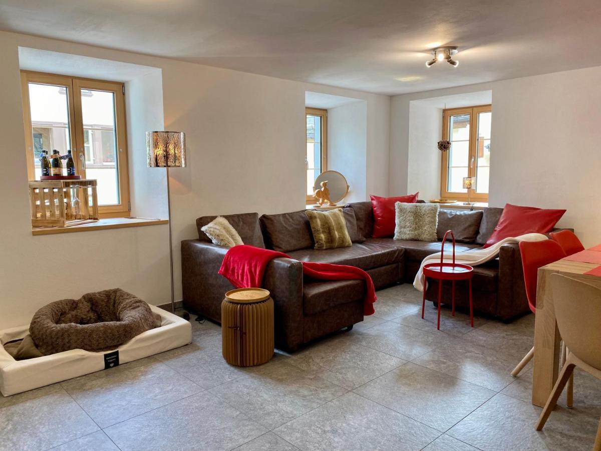 Moderne Helle Ferienwohnung 1-6 Pers - Chasa32 Eg Guarda Εξωτερικό φωτογραφία