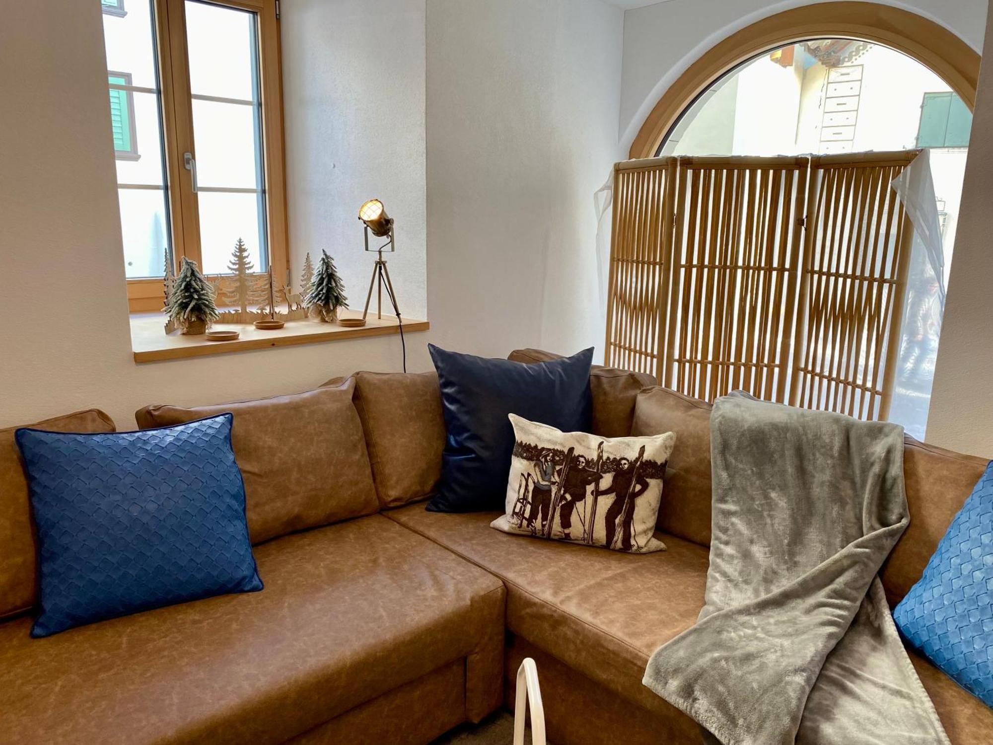 Moderne Helle Ferienwohnung 1-6 Pers - Chasa32 Eg Guarda Δωμάτιο φωτογραφία