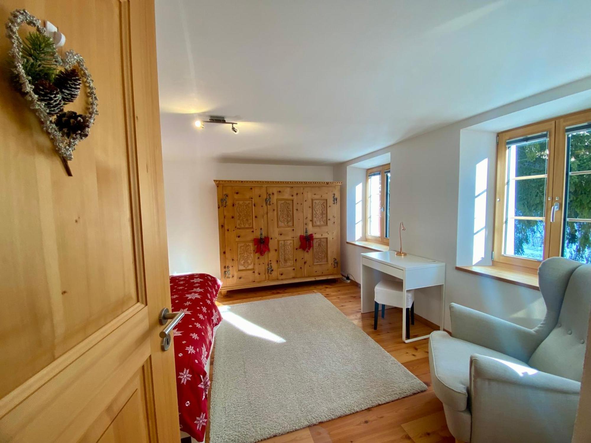 Moderne Helle Ferienwohnung 1-6 Pers - Chasa32 Eg Guarda Δωμάτιο φωτογραφία